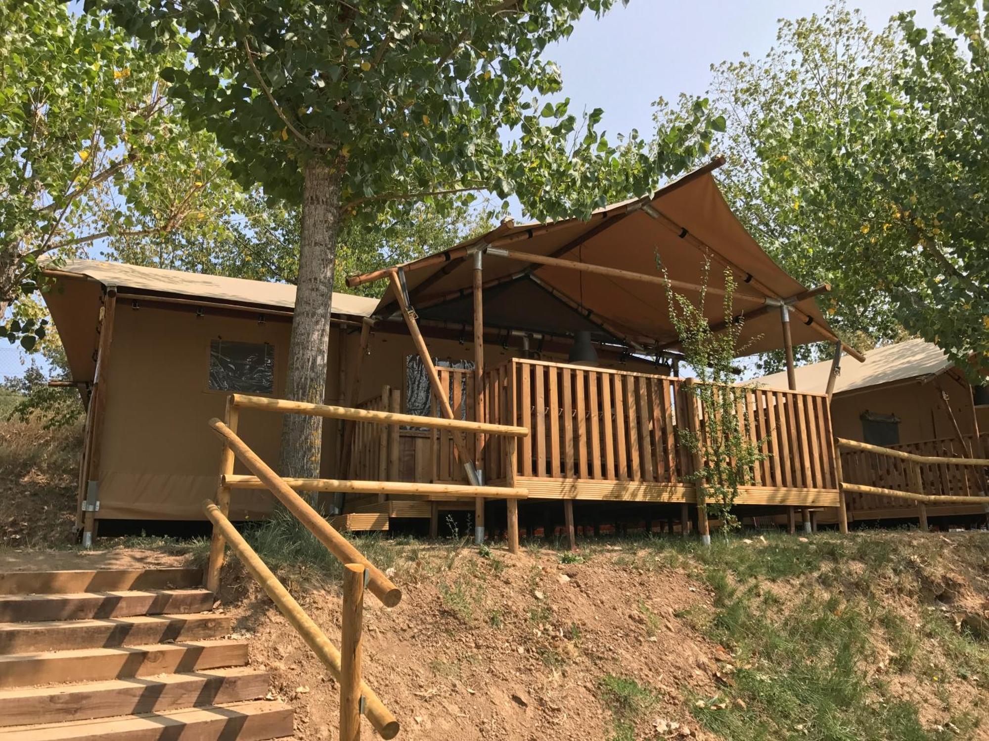 Bungalows - Camping El Solsones Solsona Exterior photo
