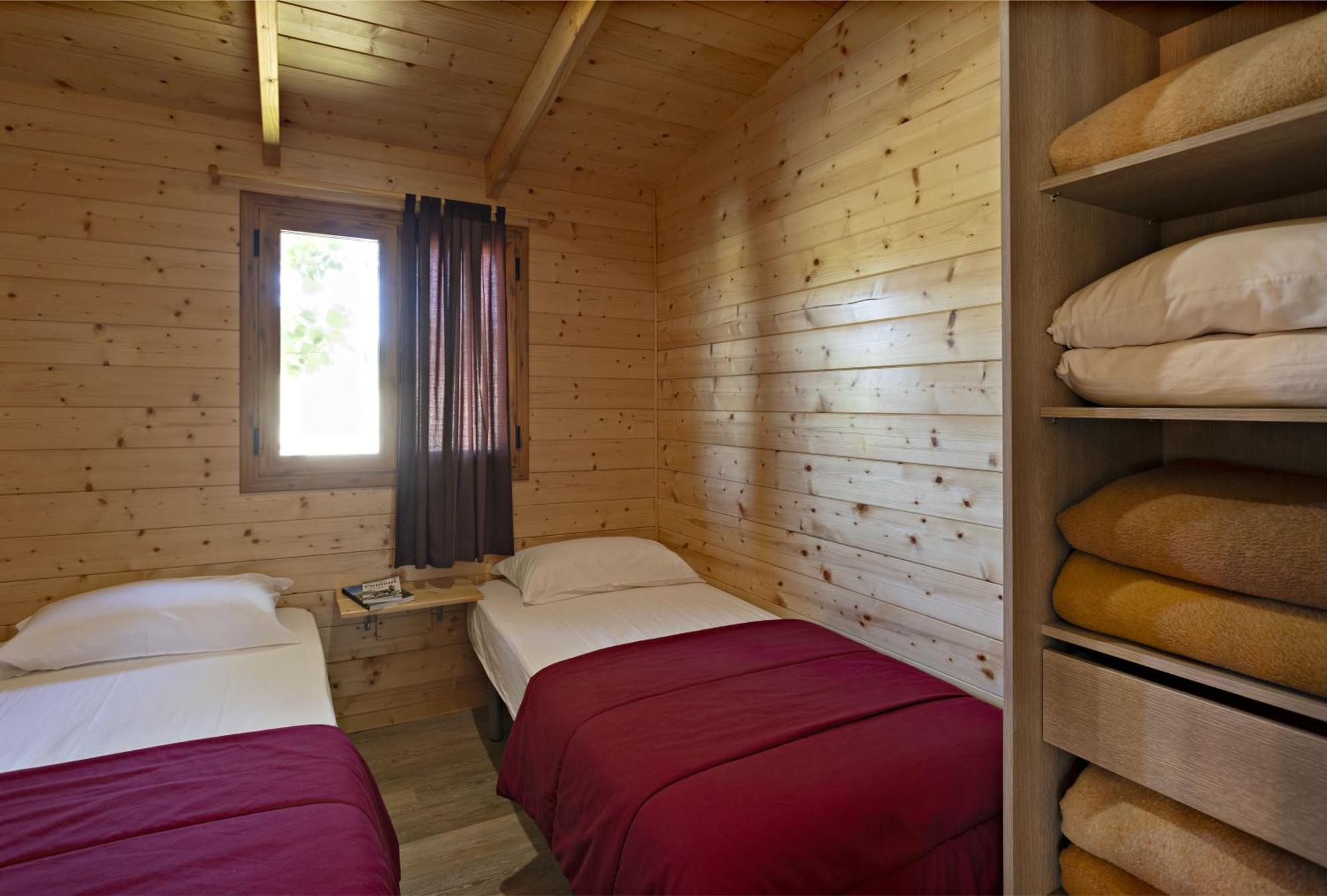 Bungalows - Camping El Solsones Solsona Exterior photo